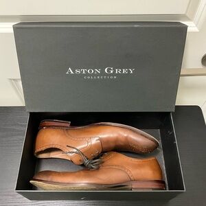 Men's Tan Leather Oxfords
